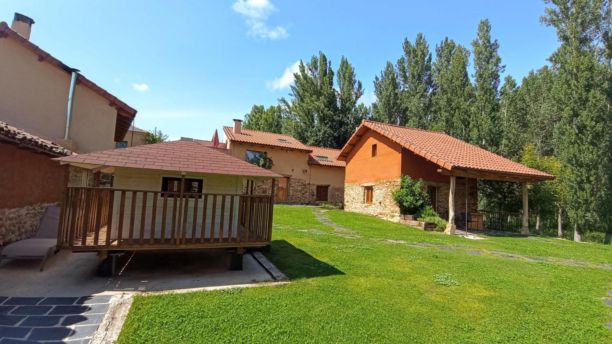 La Utrera Casas Rurales Villa La Roza מראה חיצוני תמונה